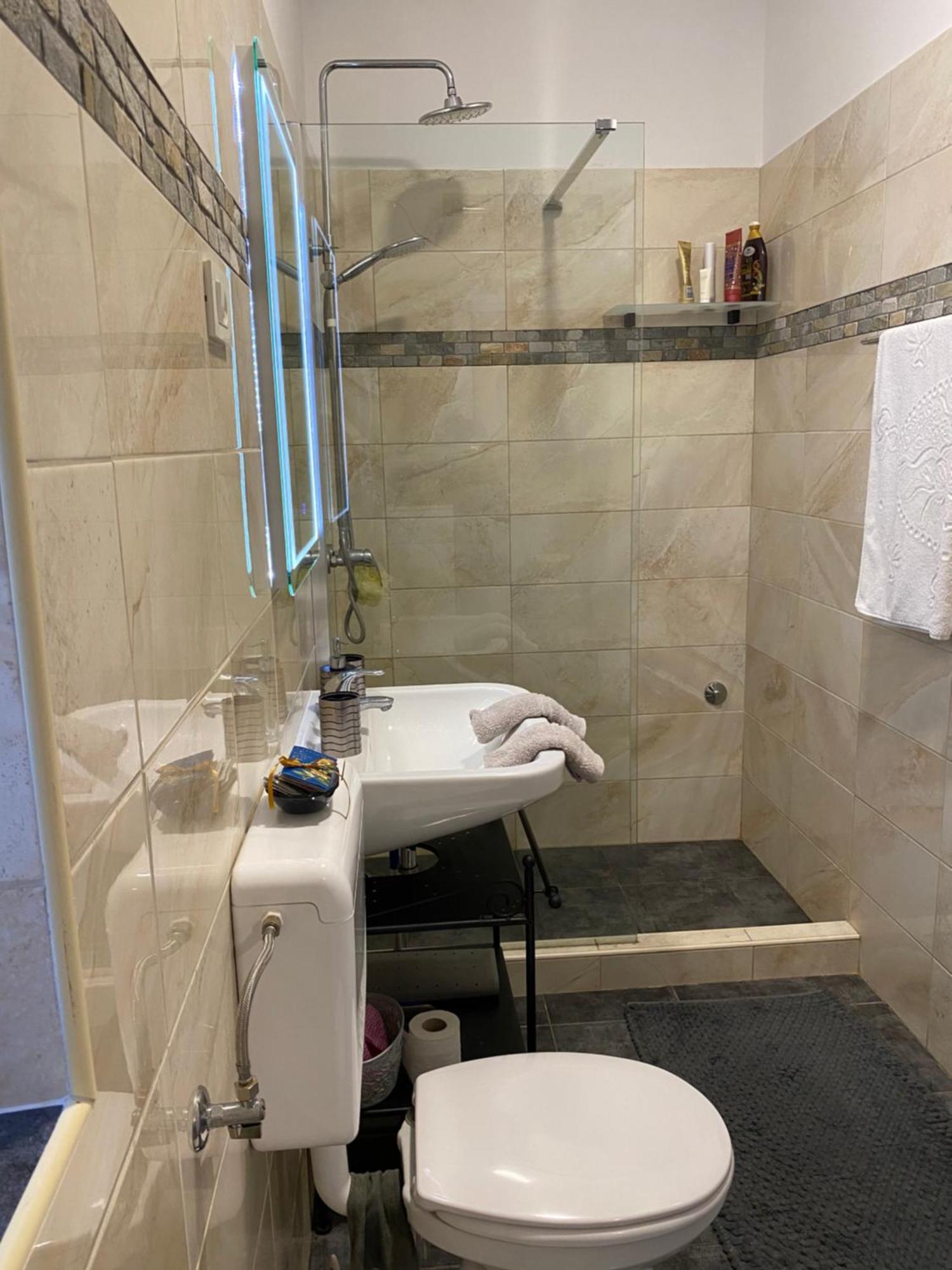 Apartman "Almond House 2" พูลา ภายนอก รูปภาพ