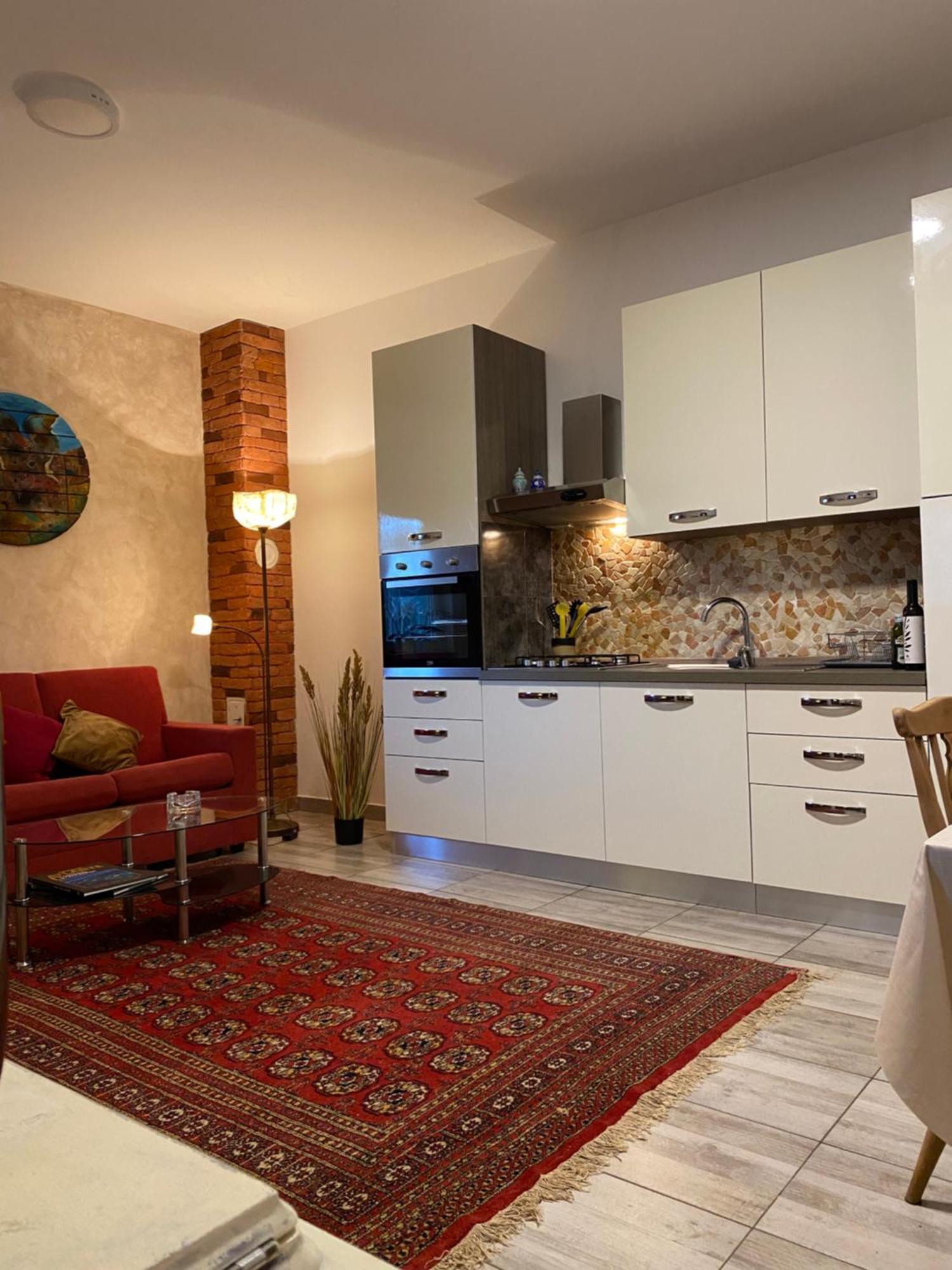 Apartman "Almond House 2" พูลา ภายนอก รูปภาพ